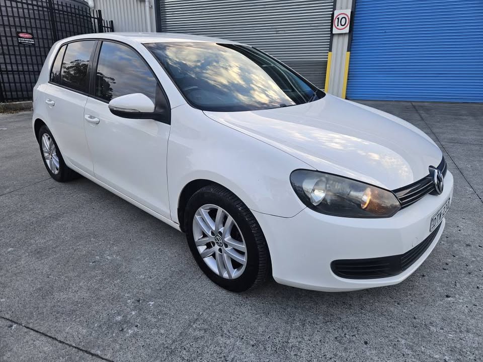 2010 Volkswagen golf 2.0lt tsi automatic hatch easy second chance finance2.jpg